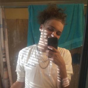 Meet your Posher, Hunter